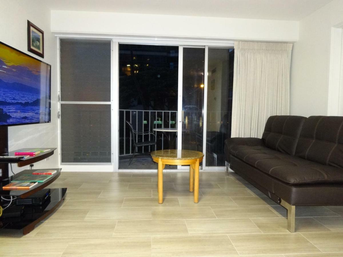 Waikiki 2Br King/King Beds Newly Renovated Appartamento Honolulu Esterno foto